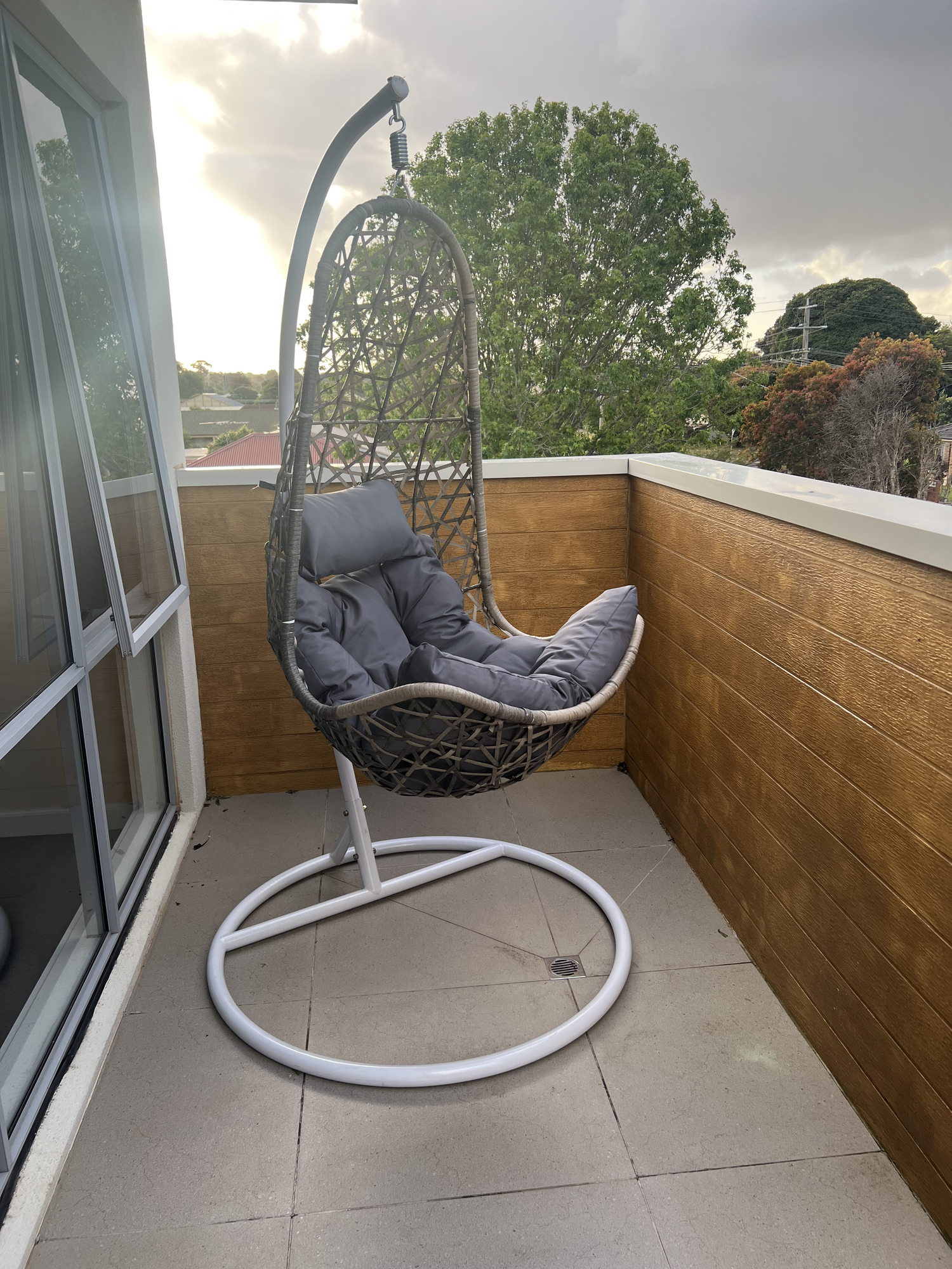 kaemingk egg chair