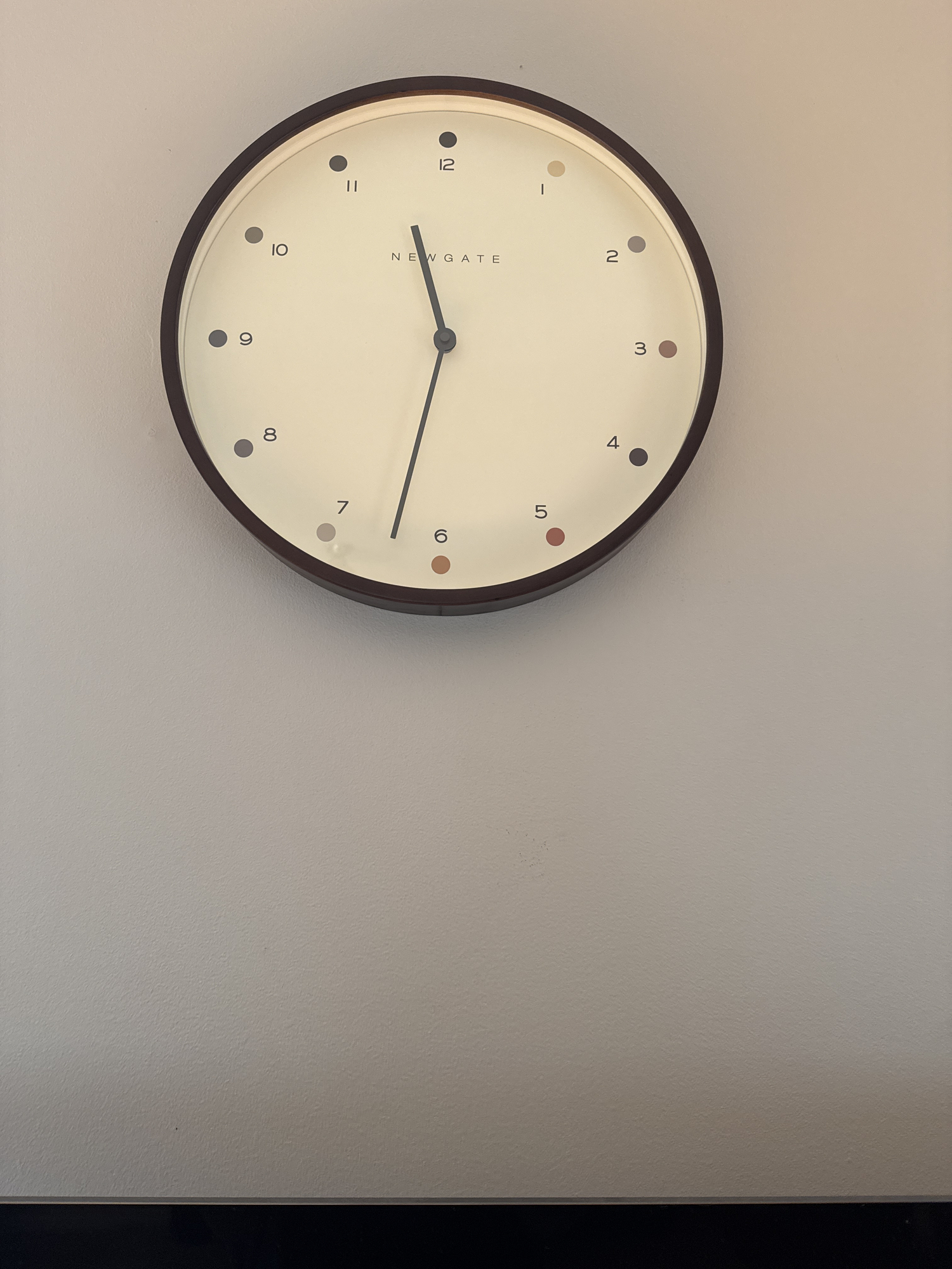 お値下げ】コンランNEWGATE MR CLARKE PALE CLOCK Amazon.com: NEWGATE