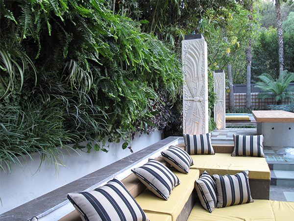 Inspiring vertical garden gallery 9
