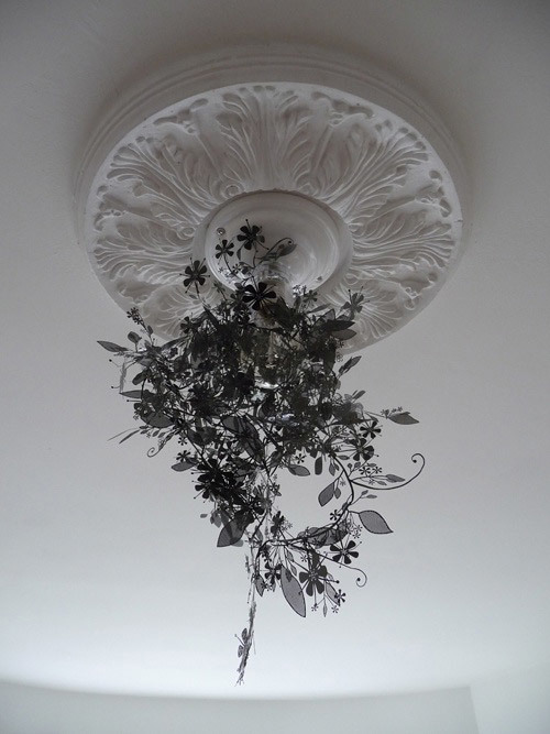 Garland Light by Tord Boontje. Image via Door-Sixteen