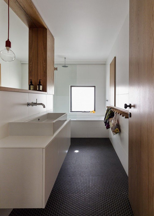 Bathroom by Tribe Studio Architects. Image by Peter Bennetts