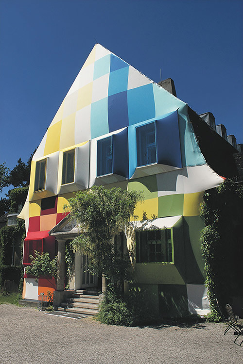 Image by Werner Asslinger from Happy by Amanda Talbot