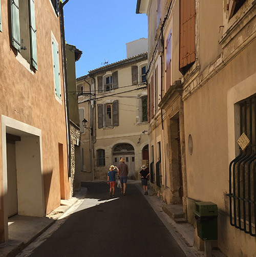 A day in L'Isle sur la Sorgue, Provence - Temple & Webster Journal