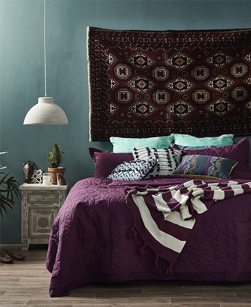 5 ways to use rugs in the bedroom Temple & ster