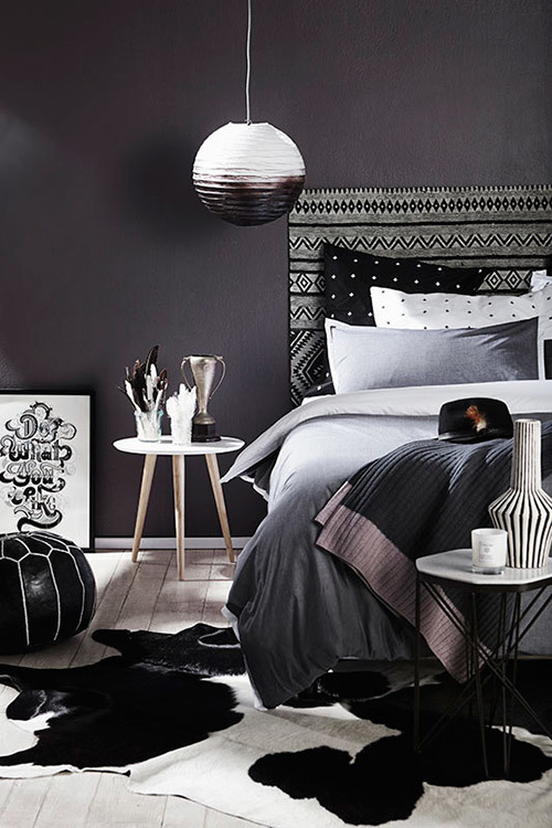 150929_TW_MonochromeBedroom_Portrait_APNH