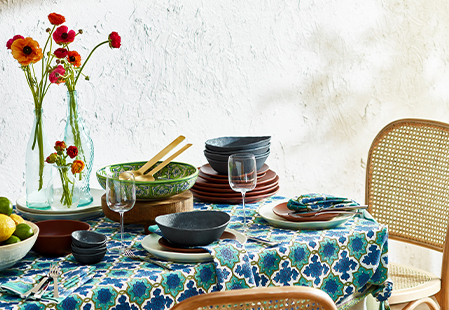 How to decorate with floral patterns