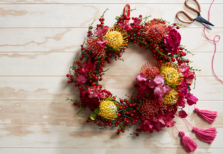 How to make easy floral Christmas wreaths: Part 2