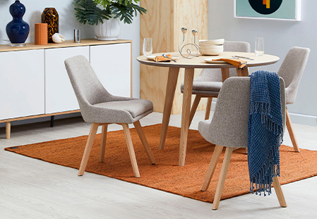 How to choose a rug for your dining space