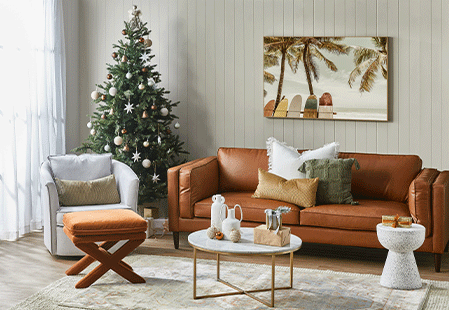 How to mix old and new Christmas decor