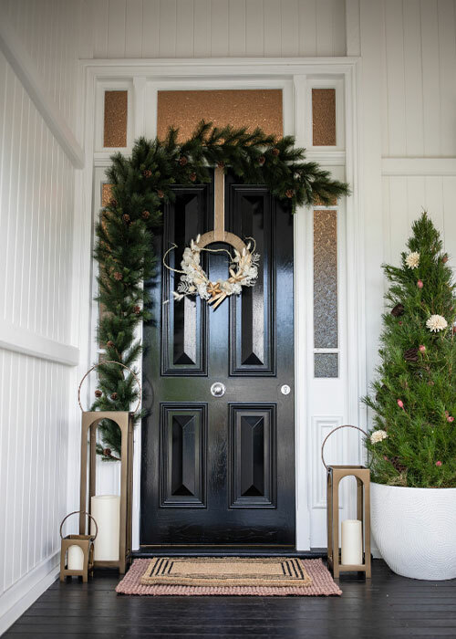 How to decorate your entrance for Christmas | Temple & Webster