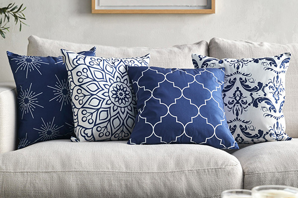 What colours go best with a grey sofa?