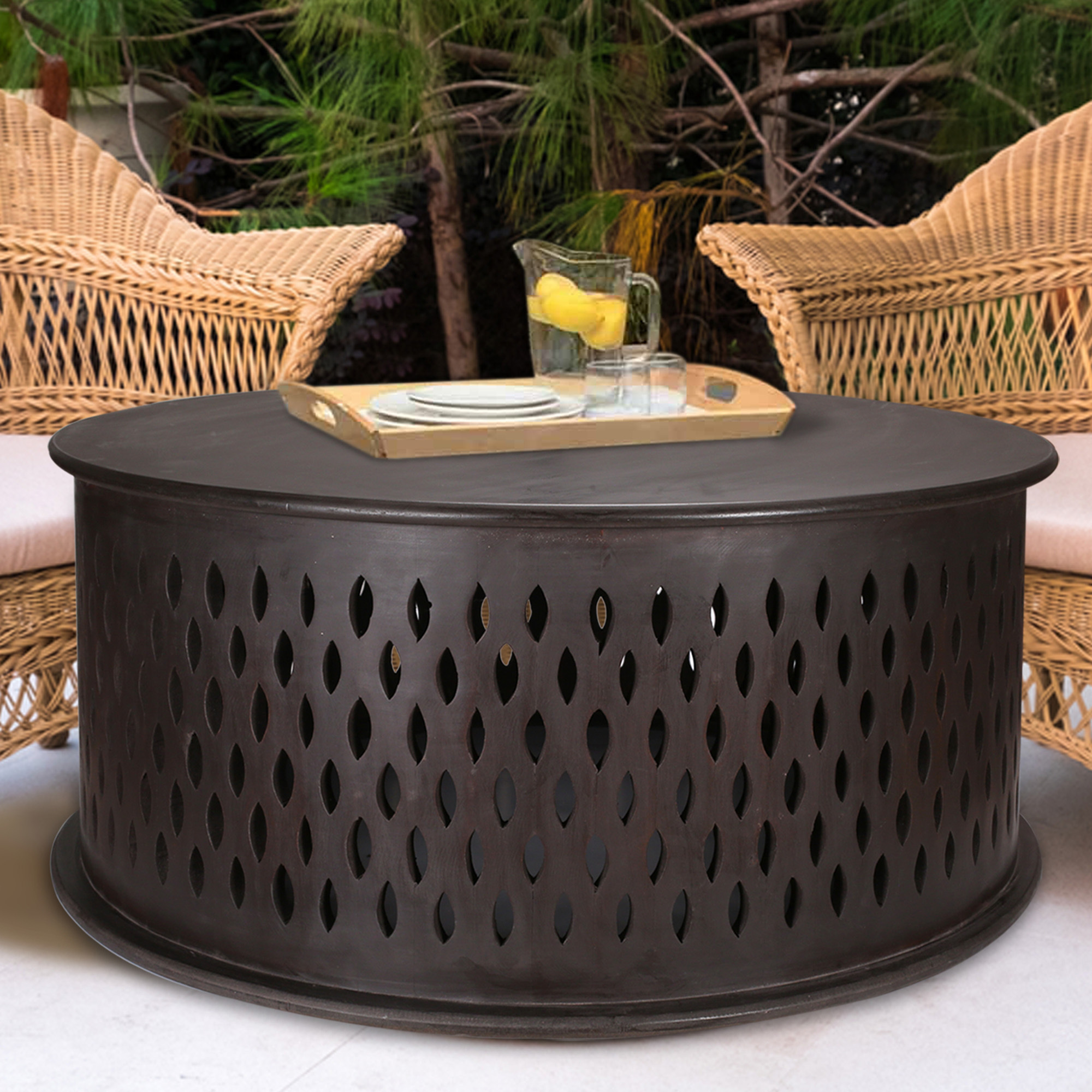 outdoor lattice coffee table