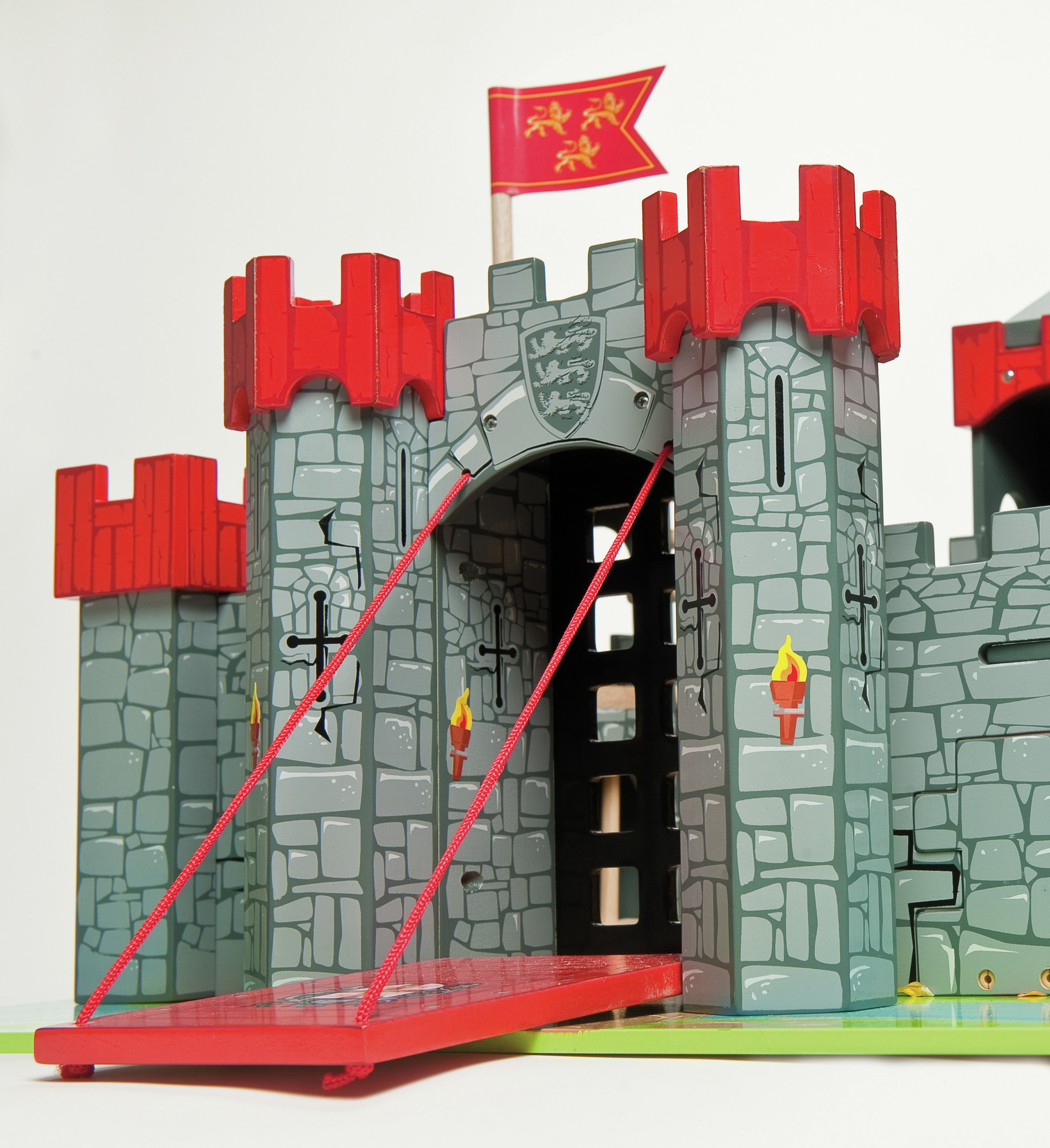le toy van lionheart castle