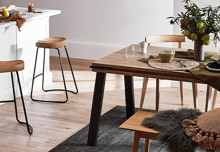 How to mix different timber tones
