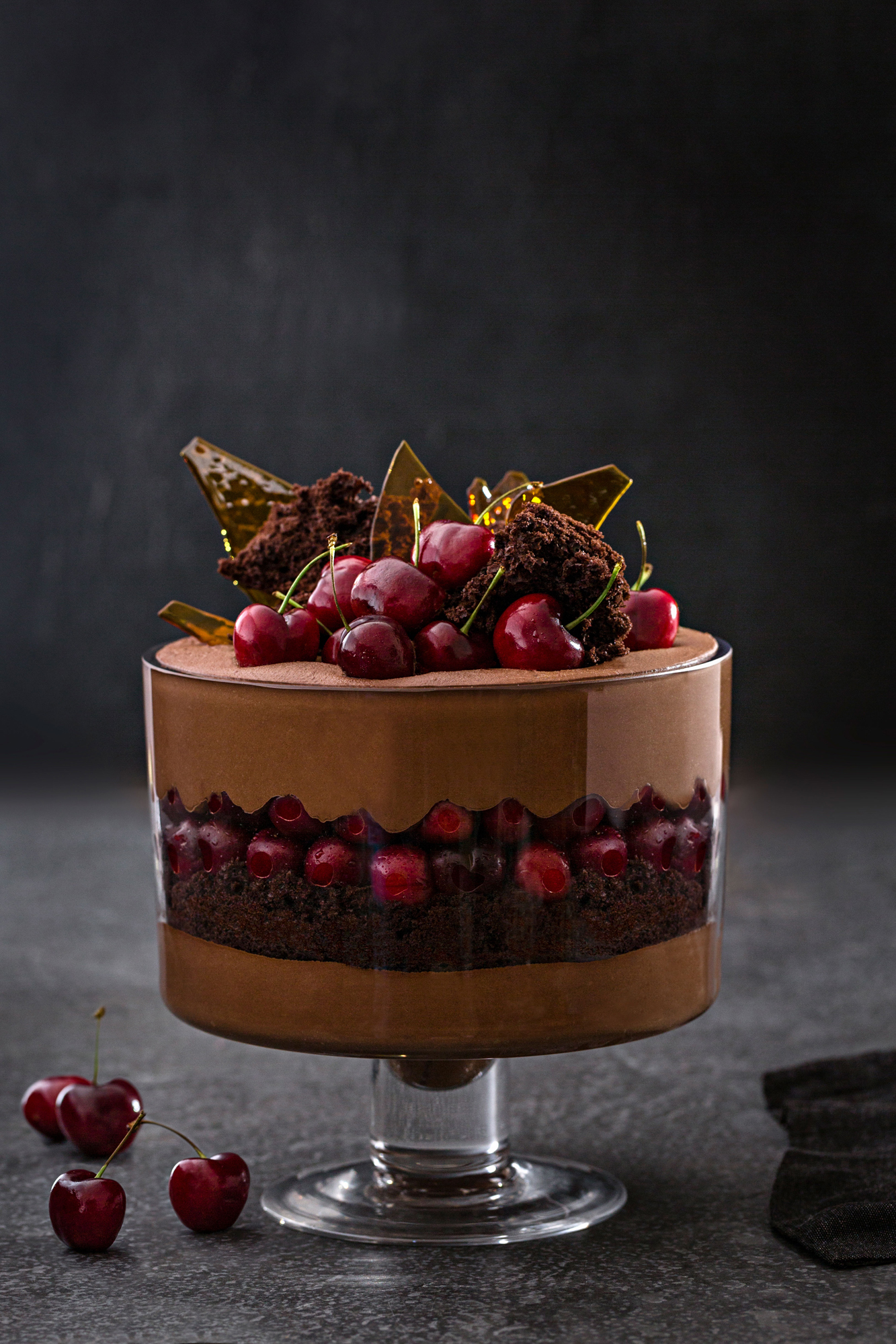 NEW Salt & Pepper Gold Trimmed Valencia Glass Trifle Bowl eBay