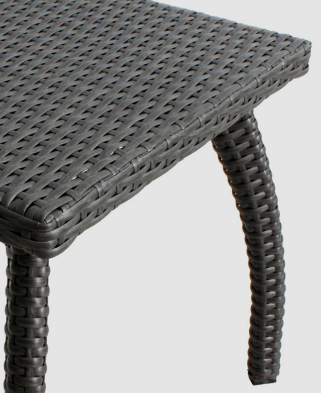 Powder-coated iron frame Powder-coated iron frame