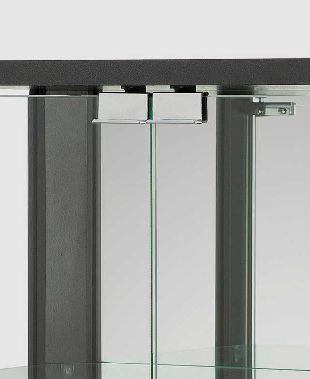 Magnetic closure Magnetic closure