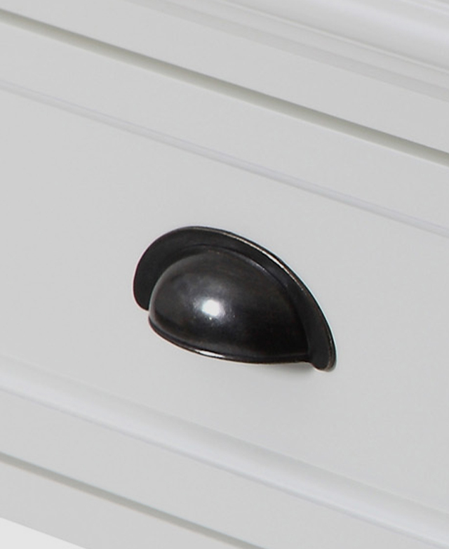 The brass hooded pull handle is a black colour with a polished finish.