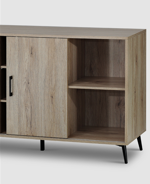Generous storage Generous storage