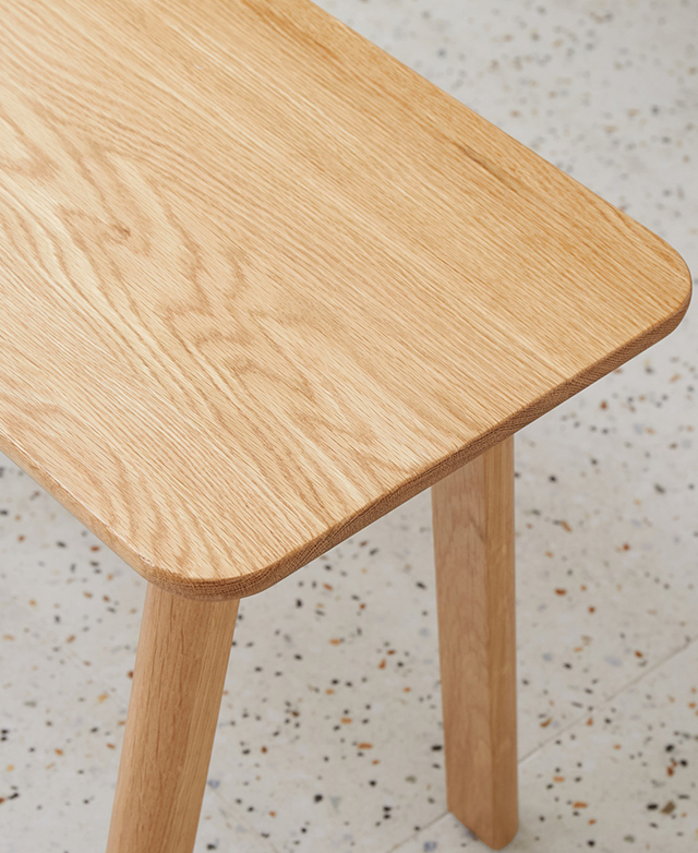 Charming American oak wood Charming American oak wood
