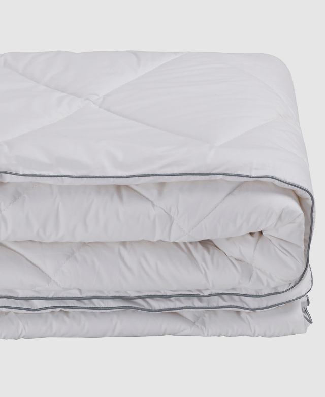 Gainsborough White Naturals Australian Wool All Seasons 300GSM Quilt