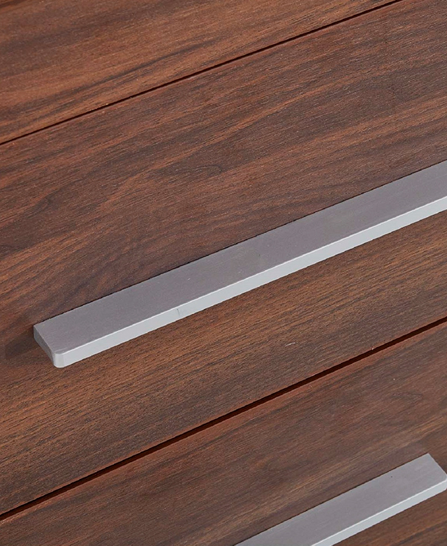 Beautiful walnut finish