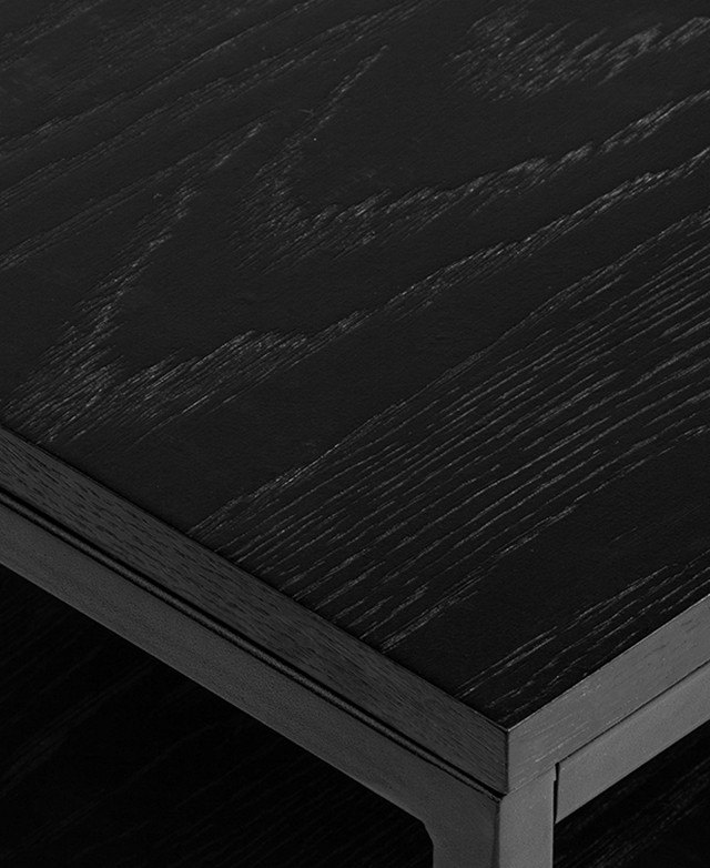 Oak veneer top Oak veneer top