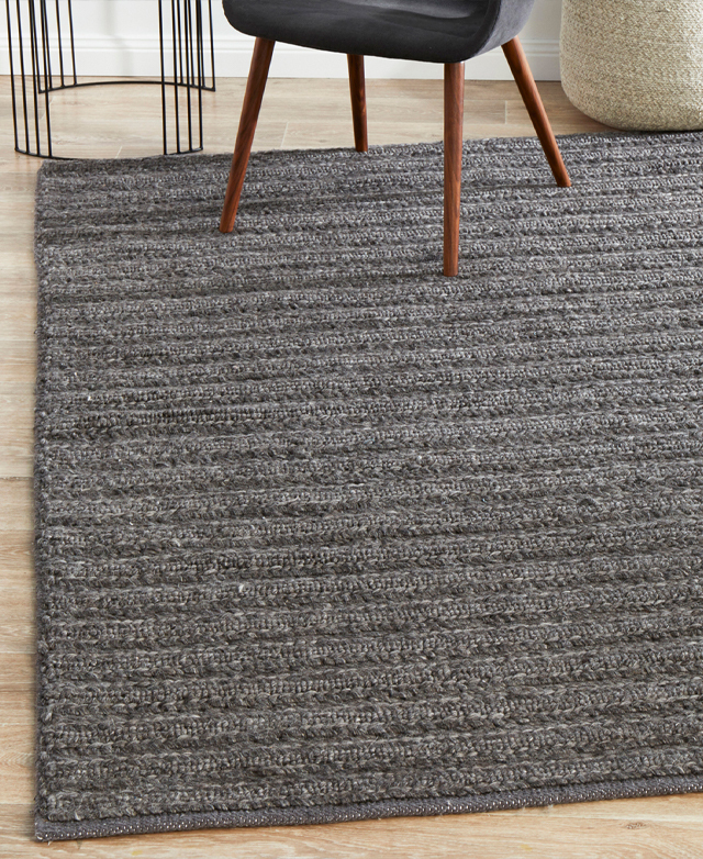 Exceptional material & weave