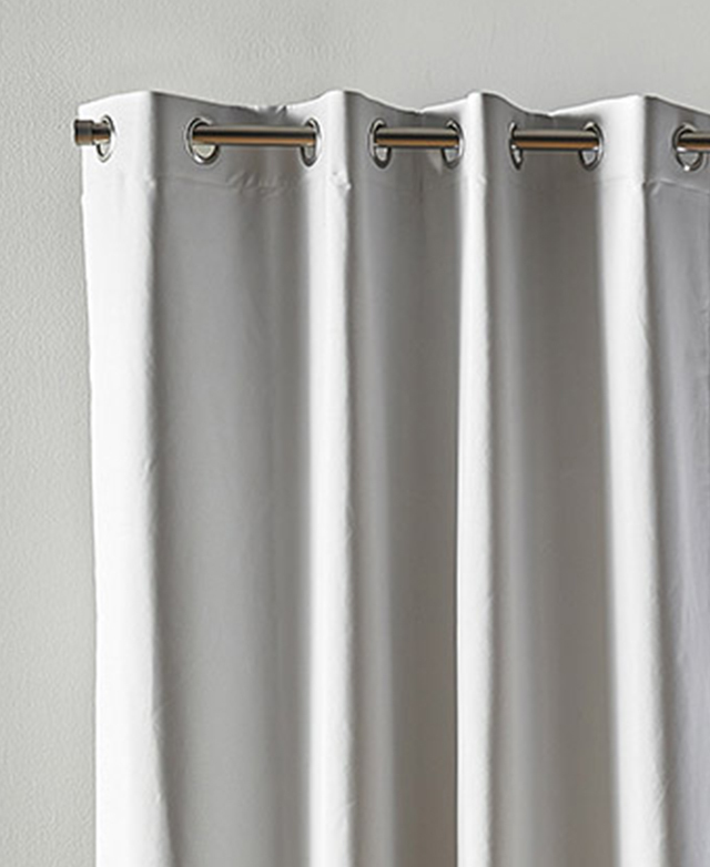 Classic eyelet design Classic eyelet design