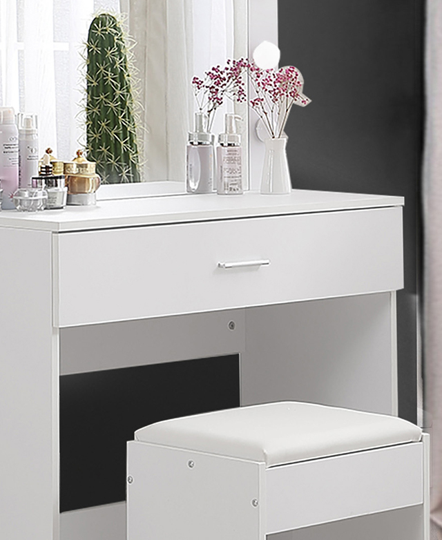 Convenient drawer Convenient drawer