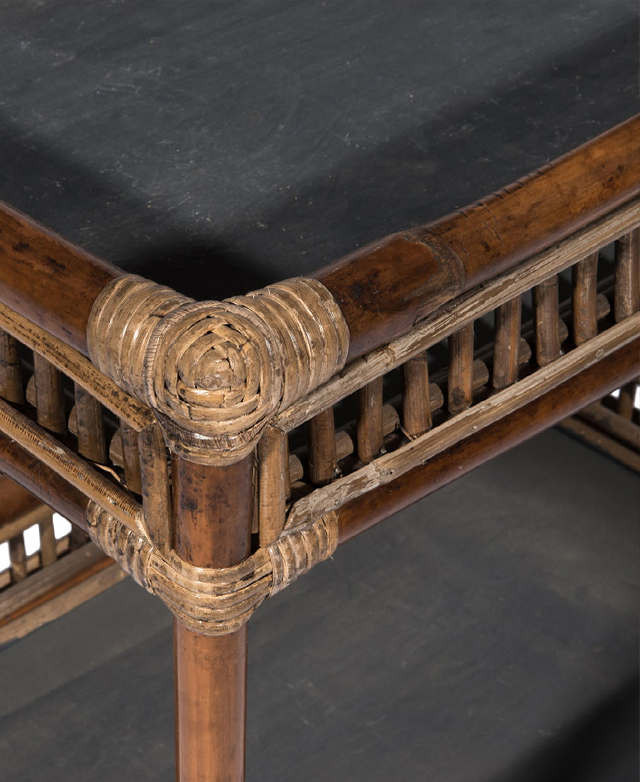 Artisanal charm Artisanal charm