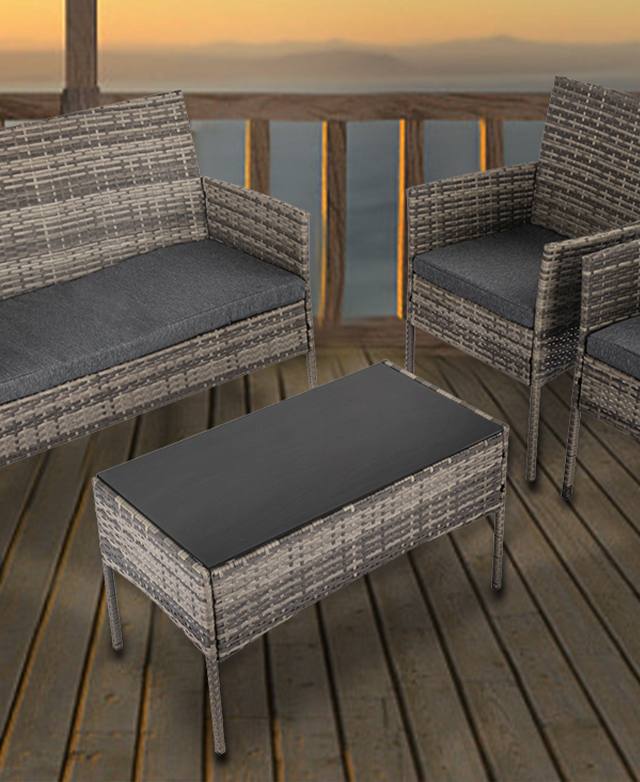 With the wicker With the wicker