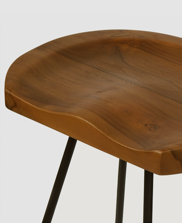 Recycled teak wood seat
