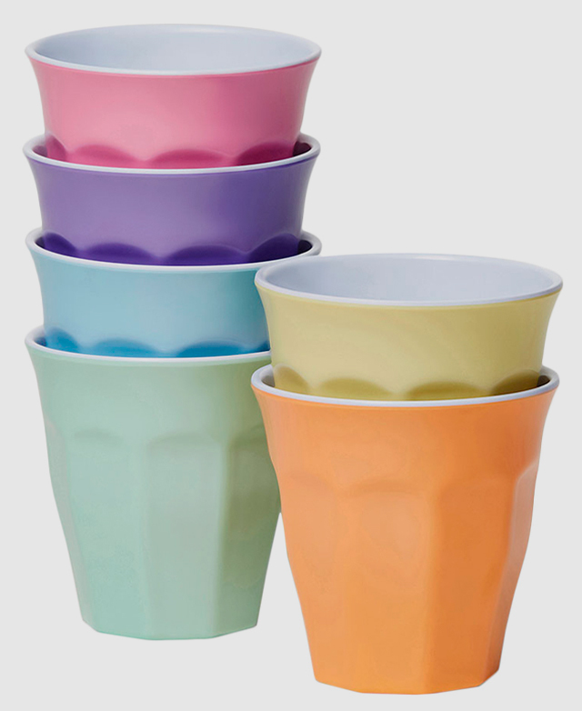 Triani Set Of 12 Reusable Drinking Cups 17.5-ounce Plastic Tumblers In 4 Colors BPA Free Dishwasher Safe For Picnic Adult Kids