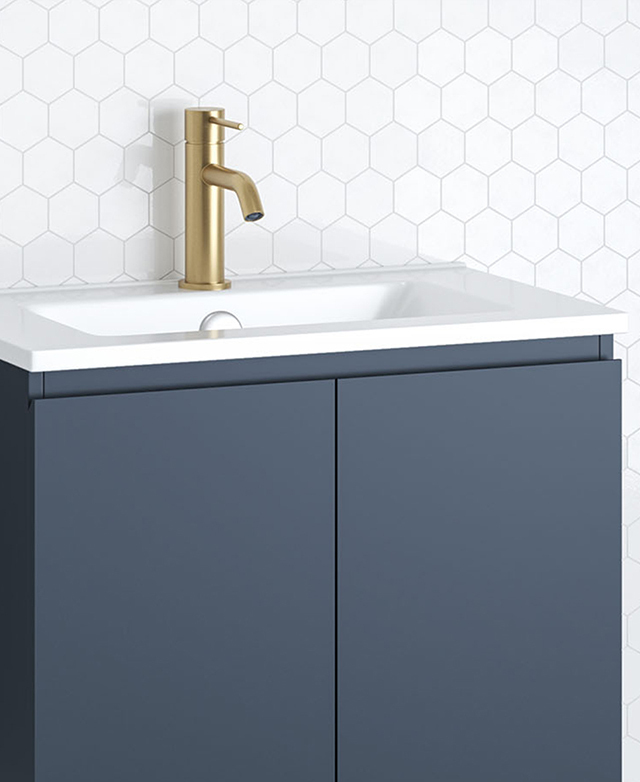 Seamless ceramic