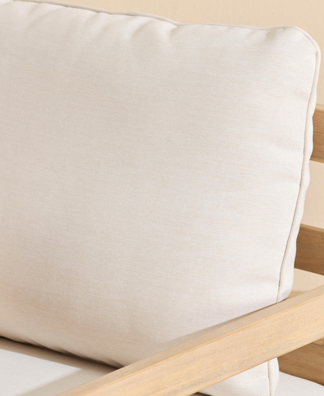 Outdoor-suitable fabric