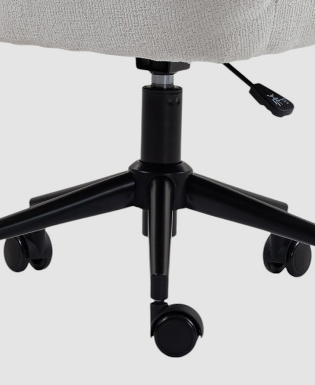 Height-adjustable convenience