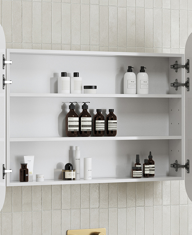 Neat internal shelving