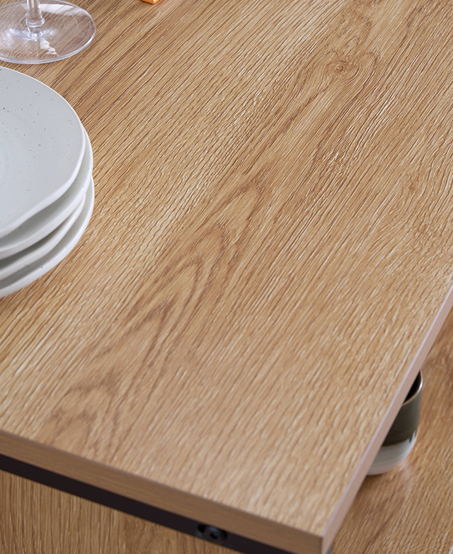 Robust melamine layer