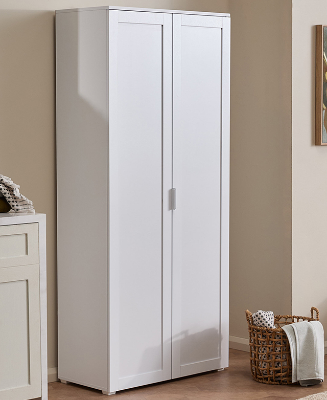 Shaker-style finish