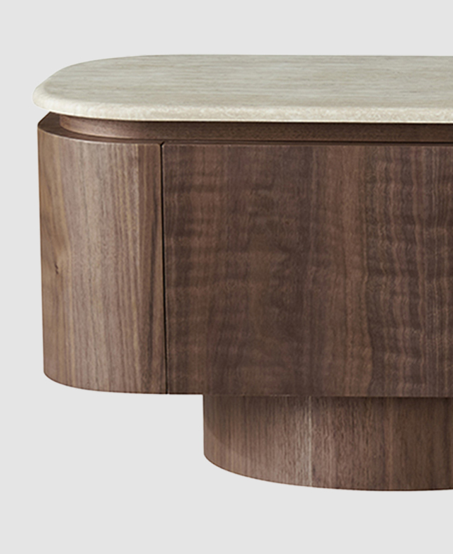 Rich walnut veneer