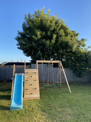 review image 0