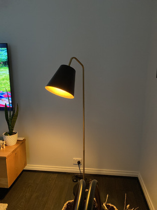 review image 0