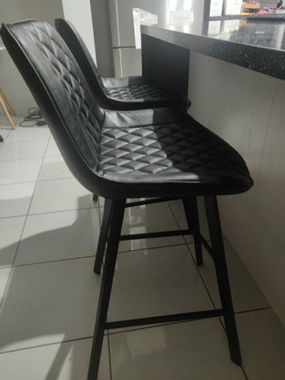 review image 0