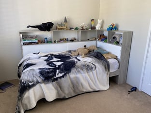 review image 0