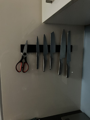 review image 0