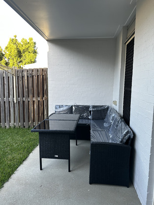 review image 0