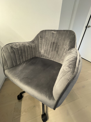 review image 0