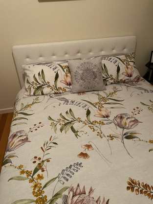 review image 0