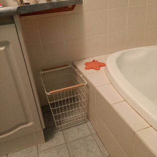 review image 0